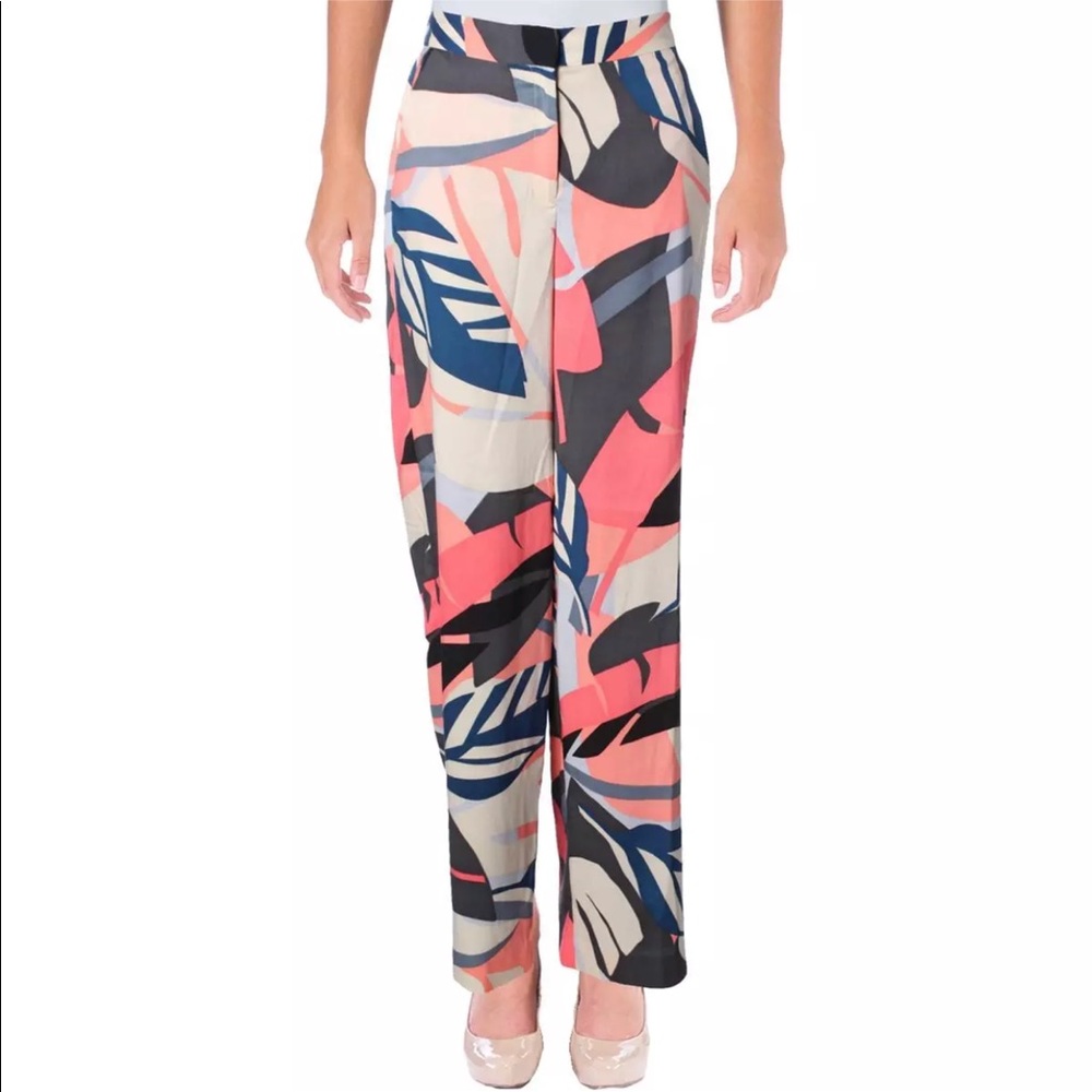 Vince camuto pants tropical print
